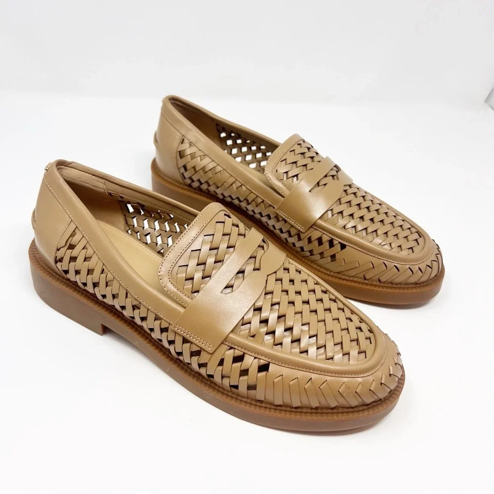 [MK] Tan Woven Loafers - Picture 7 of 7